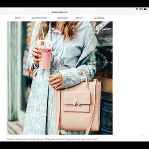 Esemble nude leather handbag